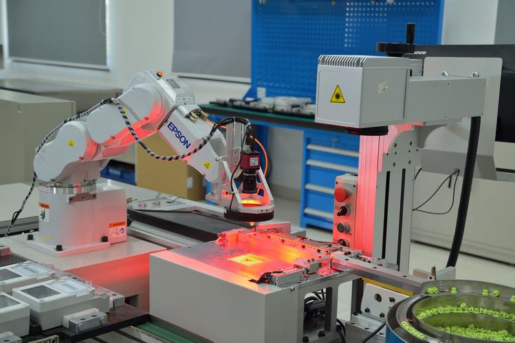 江门市大光明电力设备厂有限公司成功开发出六轴机器人,可运用机器